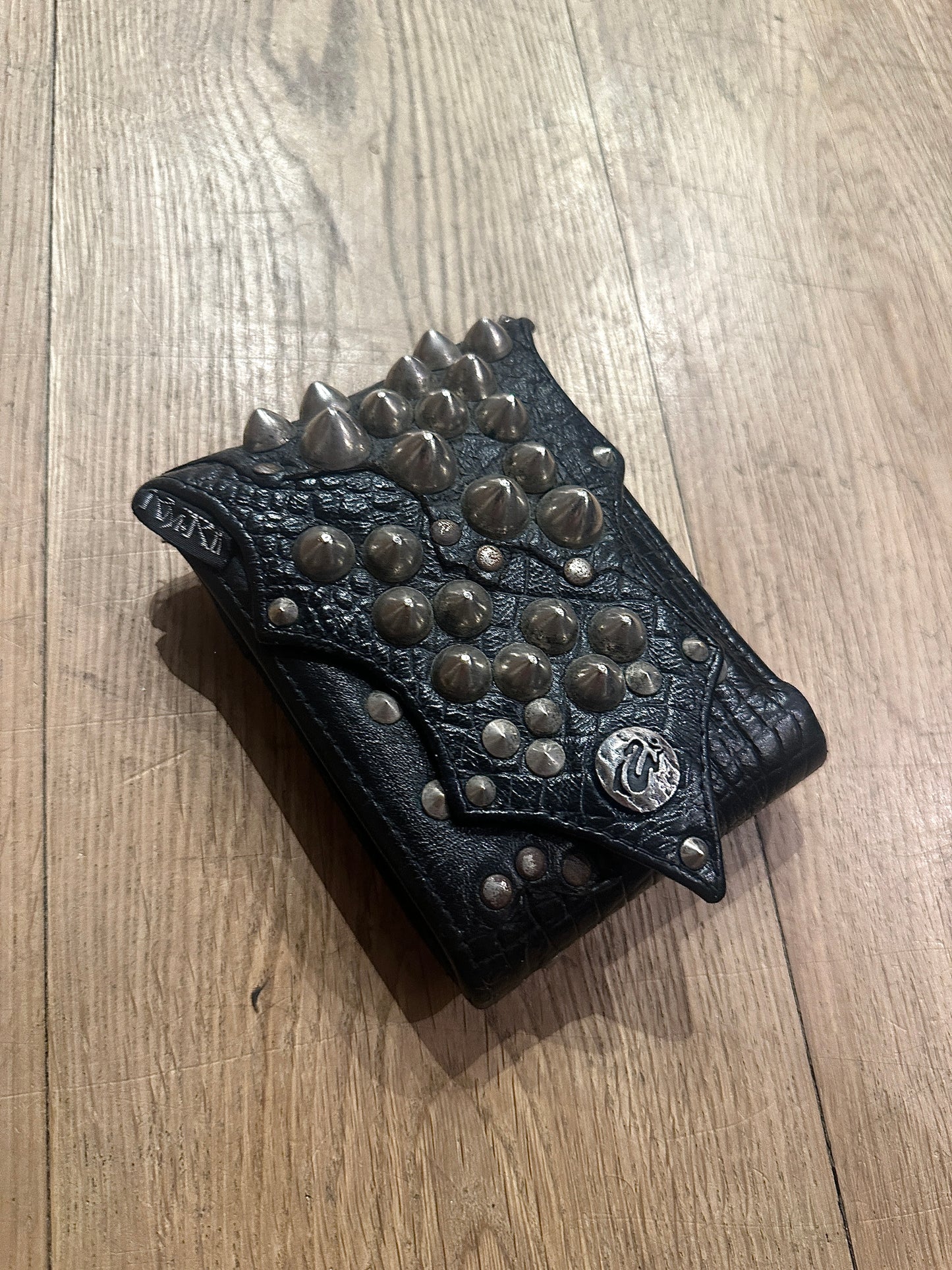 KmRii 2008 Studded Leather Crocodile Embossed Wallet
