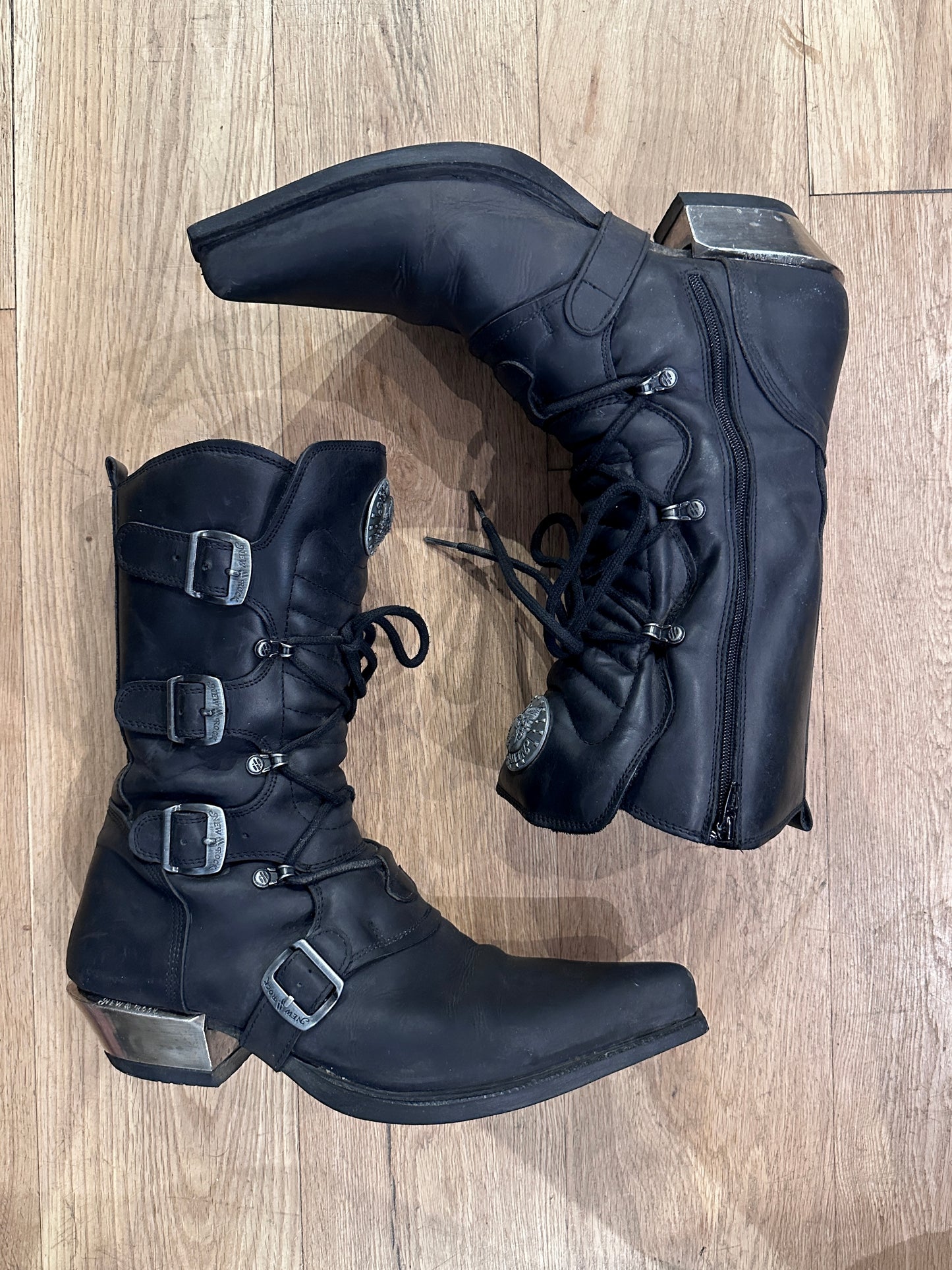 Vintage Newrock Metal-Toe Cowboy Boots