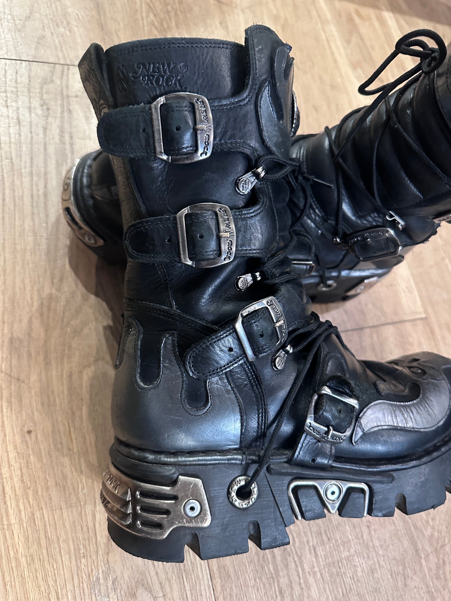 Vintage New Rock Metal-Toe Boots